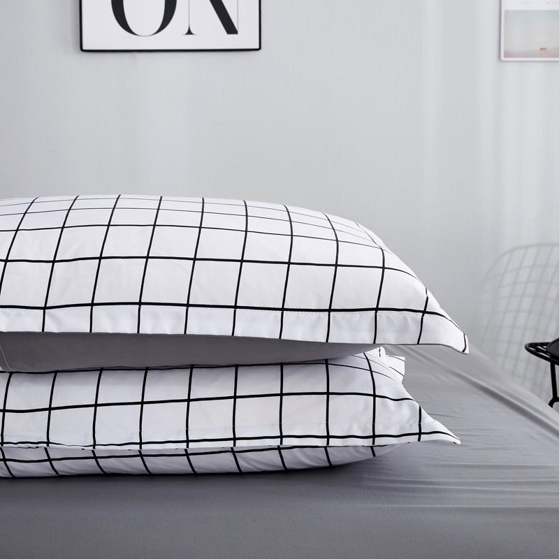 Bonenjoy Queen Size Bedding Set White Color Black Plaid Microfiber Reactive Printed King Size Bed Linen Sets For Bedroom Kit