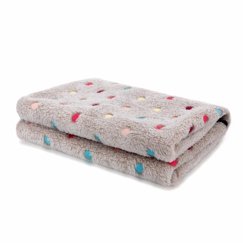 Free Shipping Super Soft Pet Towel Coral Fleece Blanket Dot Stripe For Puppy and Cat Bath Towel S/M Size Pet Supplies