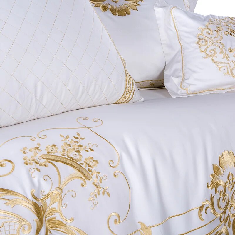 Luxury Egyptian cotton bedding set embroidery duvet cover sets 4/7pcs white bed linen bedclothes Queen /king /super king sze