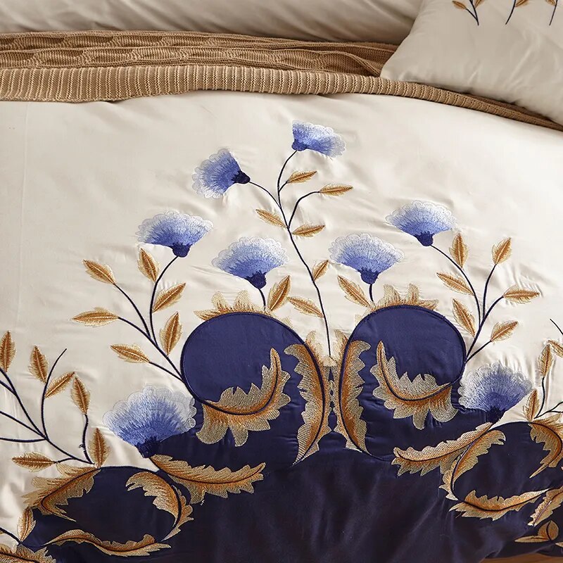 Luxury Chic Blue Embroidered Bedding set Egyptian Cotton Soft Bed set Duvet Cover Bed Sheet set 4/6Pcs US King Queen size