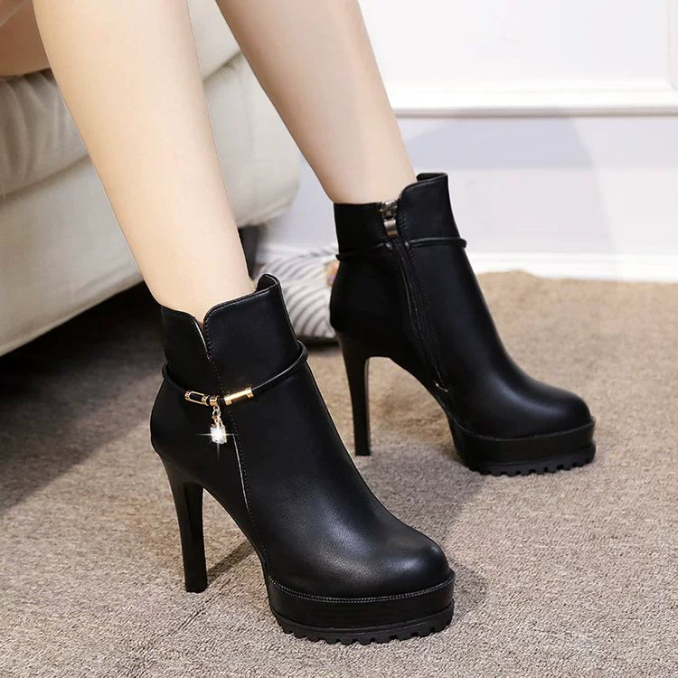 European and American-Style round-Toe Velvet Boots