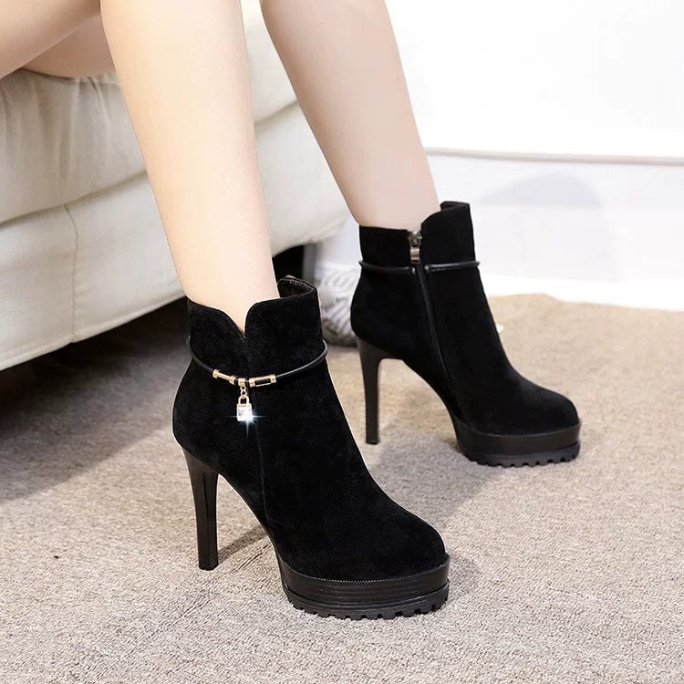 European and American-Style round-Toe Velvet Boots